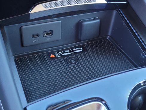 New 2026 Buick Envision Sport Touring image 19