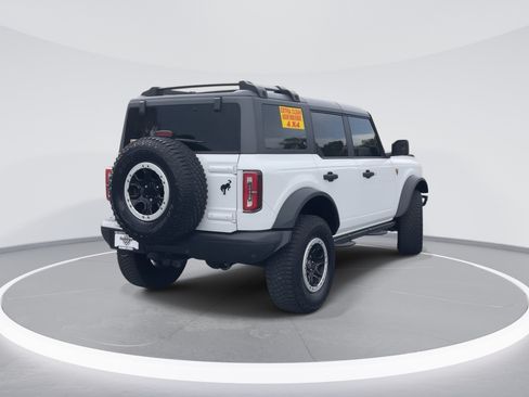 Used 2023 Ford Bronco Badlands w/ Sasquatch Package AWD/4WD image 5