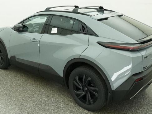 New 2026 Toyota C-HR AWD/4WD image 5