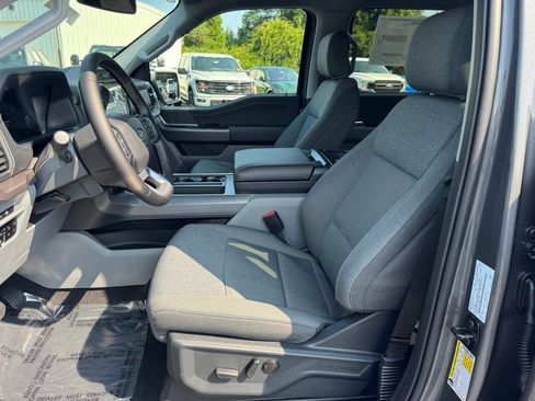 New 2025 Ford F150 XLT w/ Equipment Group 302A MID image 31