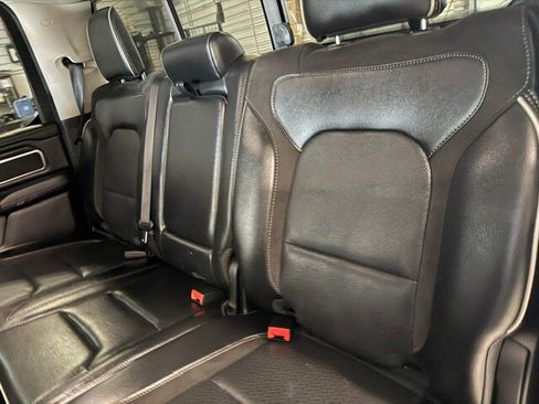 Used 2022 RAM 1500 Laramie AWD/4WD image 36
