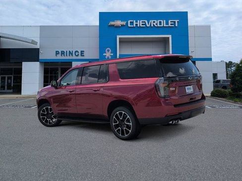 New 2026 Chevrolet Suburban RST w/ Comfort Package RWD image 11