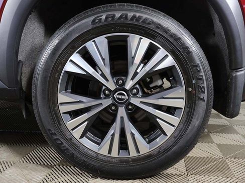 Used 2023 Nissan Rogue SV AWD/4WD image 17