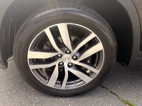 Used 2017 Honda Pilot Touring image 40