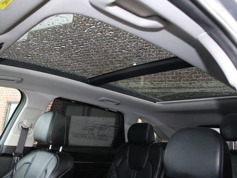 Used 2023 Kia Sorento SX Prestige image 30