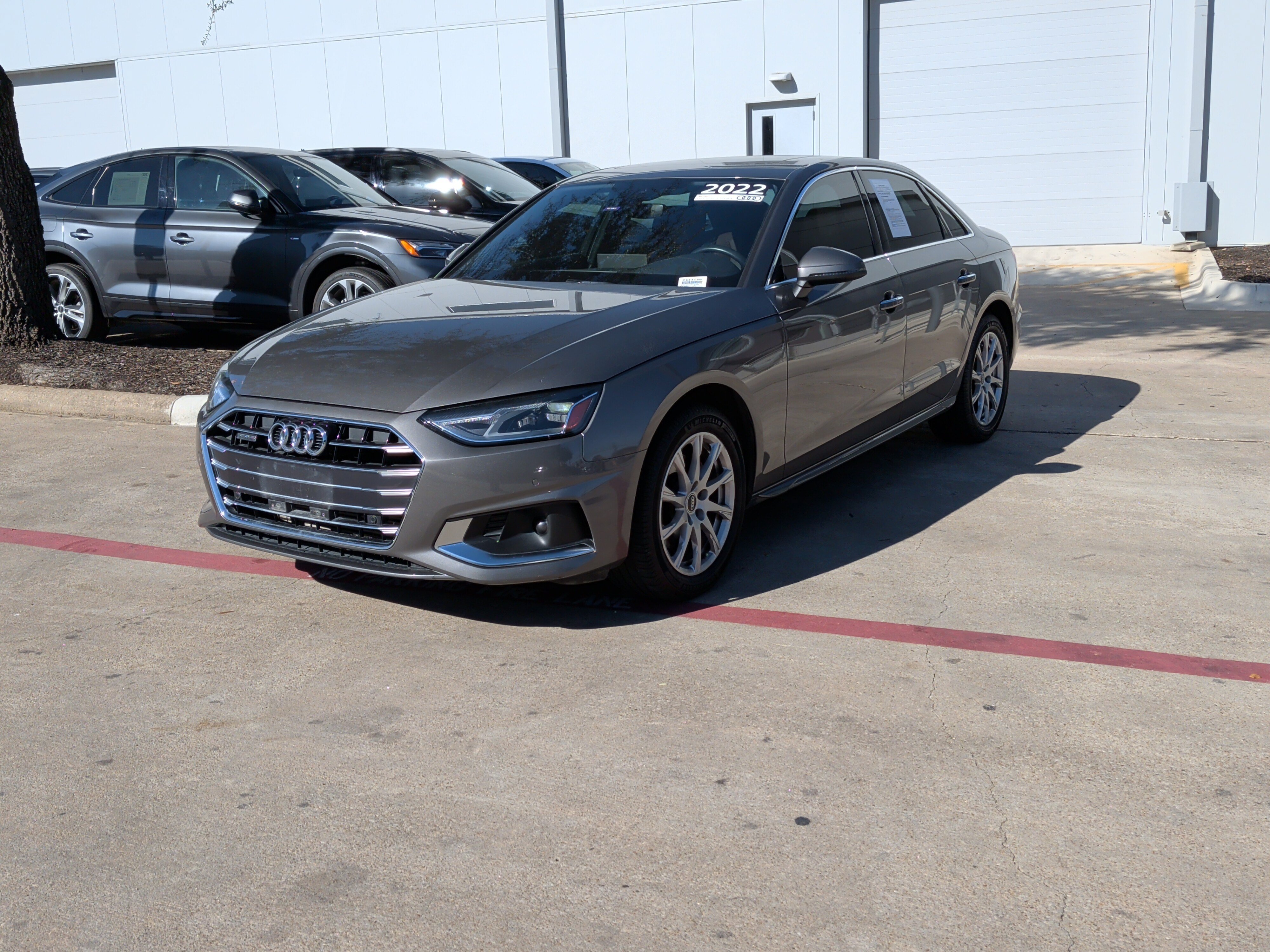 Used 2022 Audi A4 2.0T Premium w/ Convenience Package AWD/4WD image 5