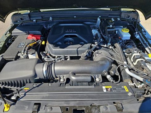 Used 2024 Jeep Wrangler Unlimited Sport AWD/4WD image 27