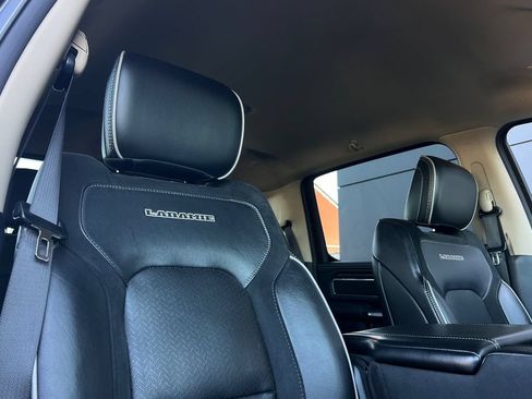Used 2021 RAM 1500 Laramie AWD/4WD image 16