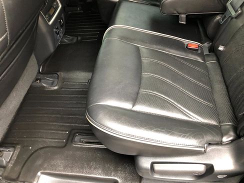 Used 2017 INFINITI QX60 Luxe w/ Premium Plus Package AWD/4WD image 39