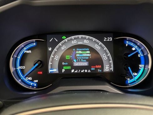 New 2025 Toyota RAV4 SE image 21