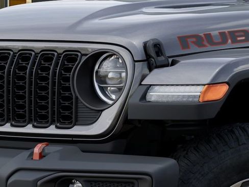 New 2026 Jeep Gladiator Rubicon w/ Steel Power Dome Hood Package AWD/4WD image 10