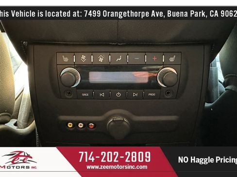Used 2013 Cadillac Escalade Platinum AWD/4WD image 41
