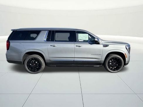 New 2026 GMC Yukon XL Elevation w/ Elevation Premium Package image 7