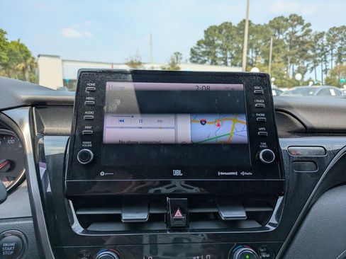 Used 2021 Toyota Camry XSE w/ Navigation Package image 16