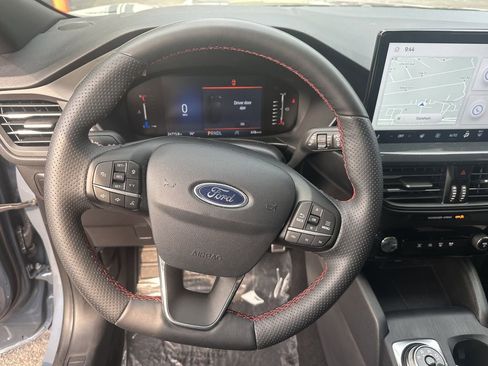 Used 2024 Ford Escape ST-Line w/ Tech Pack #1 image 12