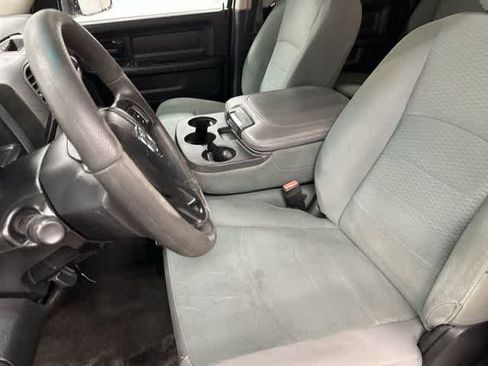 Used 2018 RAM 2500 Tradesman w/ Chrome Appearance Group AWD/4WD image 10