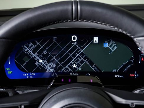 New 2026 Porsche Macan 4 Electric image 21