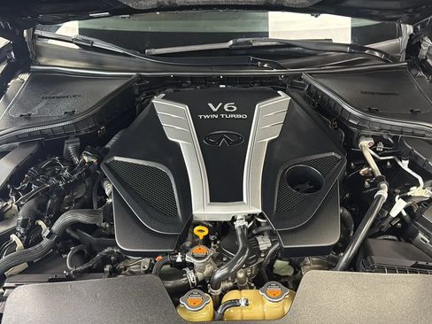 Used 2016 INFINITI Q50 Red Sport 400 RWD image 42