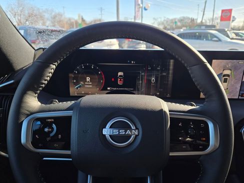 New 2026 Nissan Armada SL w/ Captain's Chari Seat Package image 31