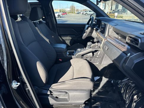 Used 2024 Toyota Tacoma SR5 image 32