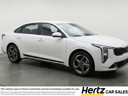 Used 2025 Kia K4 LXS image 1