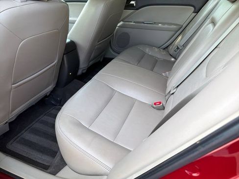 Used 2012 Ford Fusion SEL FWD image 8