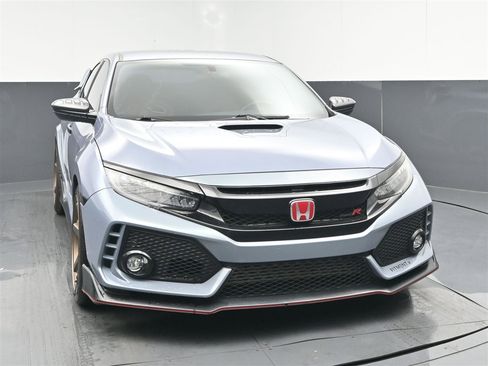 Used 2019 Honda Civic Type R image 2