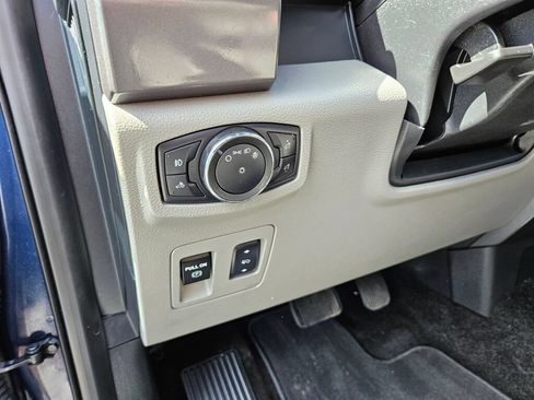 Used 2018 Ford F150 XLT w/ Equipment Group 302A Luxury AWD/4WD image 21