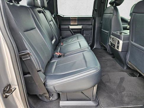 Used 2022 Ford F250 Lariat w/ Lariat Ultimate Package AWD/4WD image 19