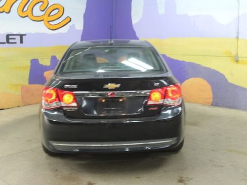 Used 2016 Chevrolet Cruze LT w/ Sun, Sound and Sport Package FWD image 7
