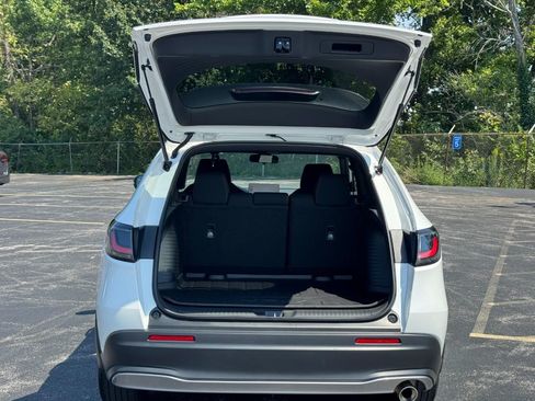 Certified 2026 Honda HR-V Sport image 6