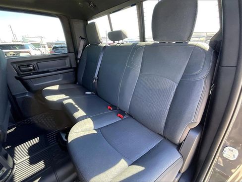 Used 2024 RAM 3500 Tradesman w/ Chrome Appearance Group image 19