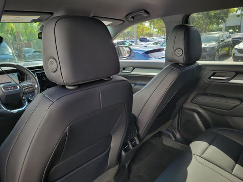 New 2026 GMC Terrain Elevation w/ Elevation Premium Package FWD image 14