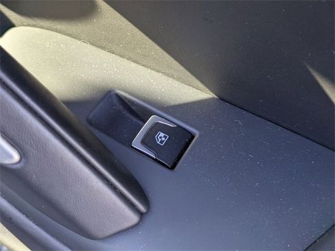 Used 2015 Chevrolet Corvette Z06 w/ 3LZ Preferred Equipment Group image 29