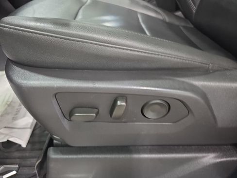 Used 2025 Chevrolet Silverado 3500 LTZ w/ LTZ Plus Package AWD/4WD image 22