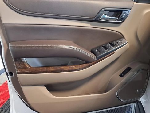Used 2019 Chevrolet Tahoe LT AWD/4WD image 19