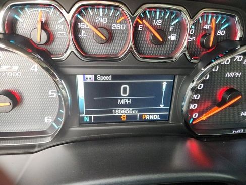 Used 2018 Chevrolet Silverado 1500 LT w/ All Star Edition image 17