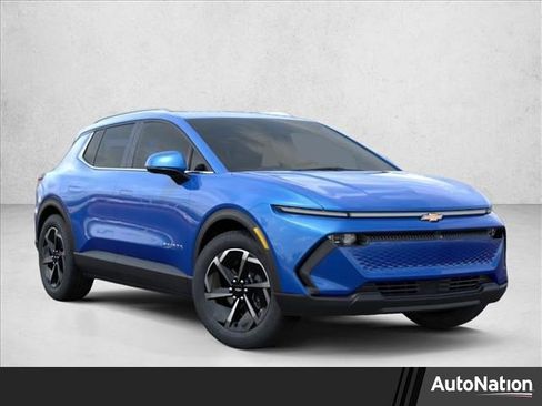 New 2026 Chevrolet Equinox EV LT image 1