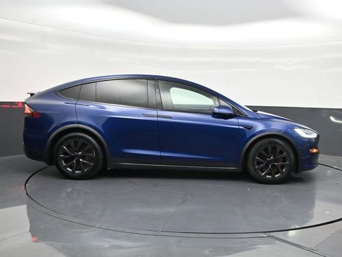 Used 2022 Tesla Model X AWD/4WD image 6