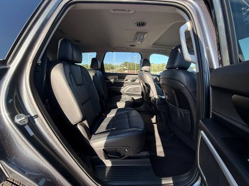 Used 2020 Kia Telluride EX w/ EX Premium Package AWD/4WD image 7