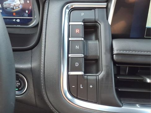 Used 2023 Chevrolet Tahoe LT w/ LT Signature Package AWD/4WD image 25