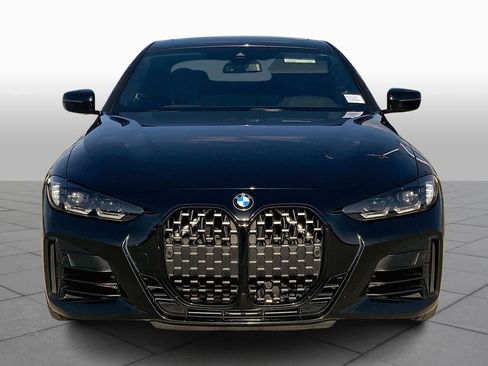 Used 2023 BMW M440i Coupe image 3