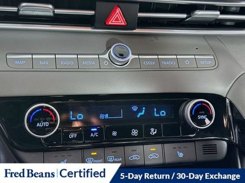 Certified 2023 Hyundai Elantra SEL w/ Convenience Package FWD image 19