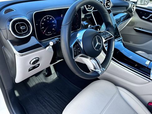 Certified 2025 Mercedes-Benz GLC 300 4MATIC image 18
