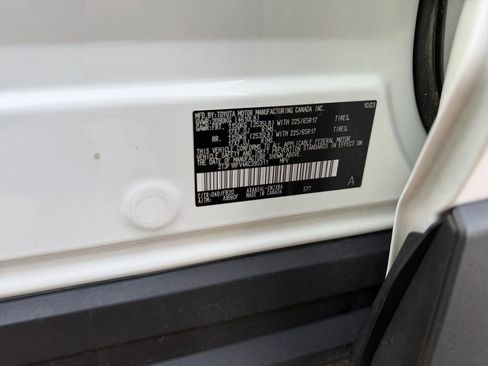 Used 2024 Toyota RAV4 LE image 29