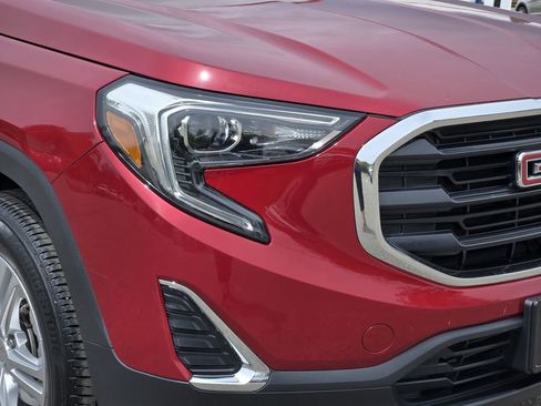 Used 2020 GMC Terrain SLE AWD/4WD image 8