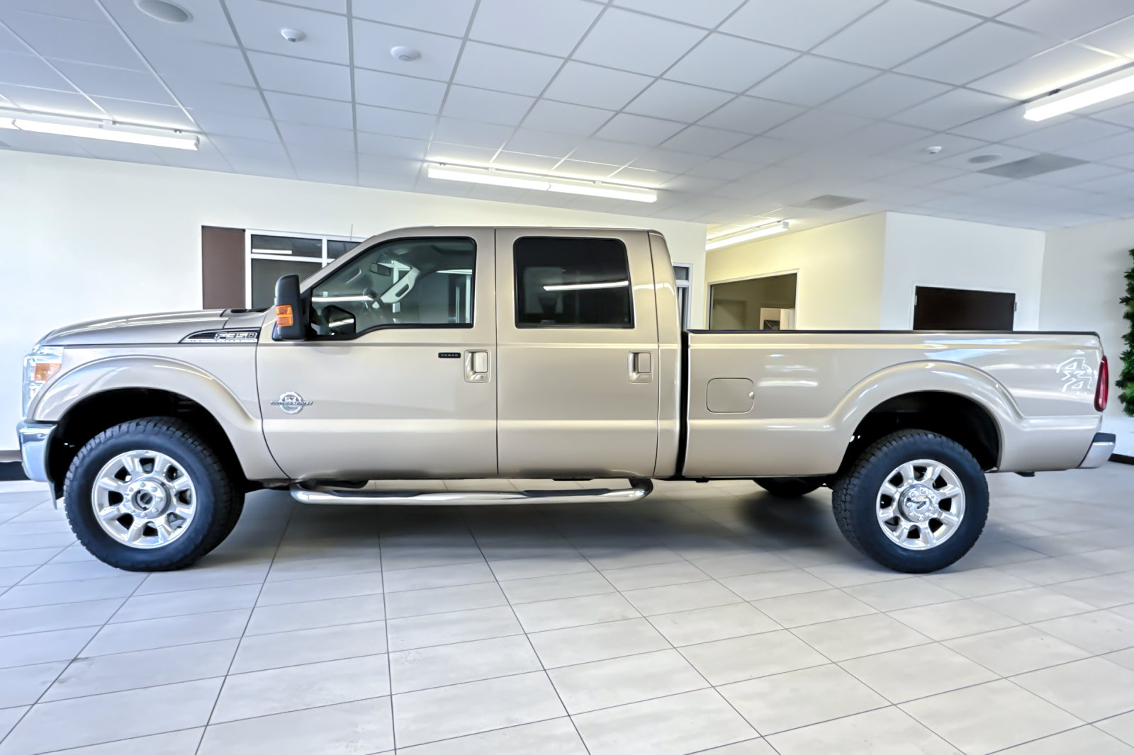 Used 2014 Ford F350 Lariat w/ Lariat Ultimate Package AWD/4WD image 7