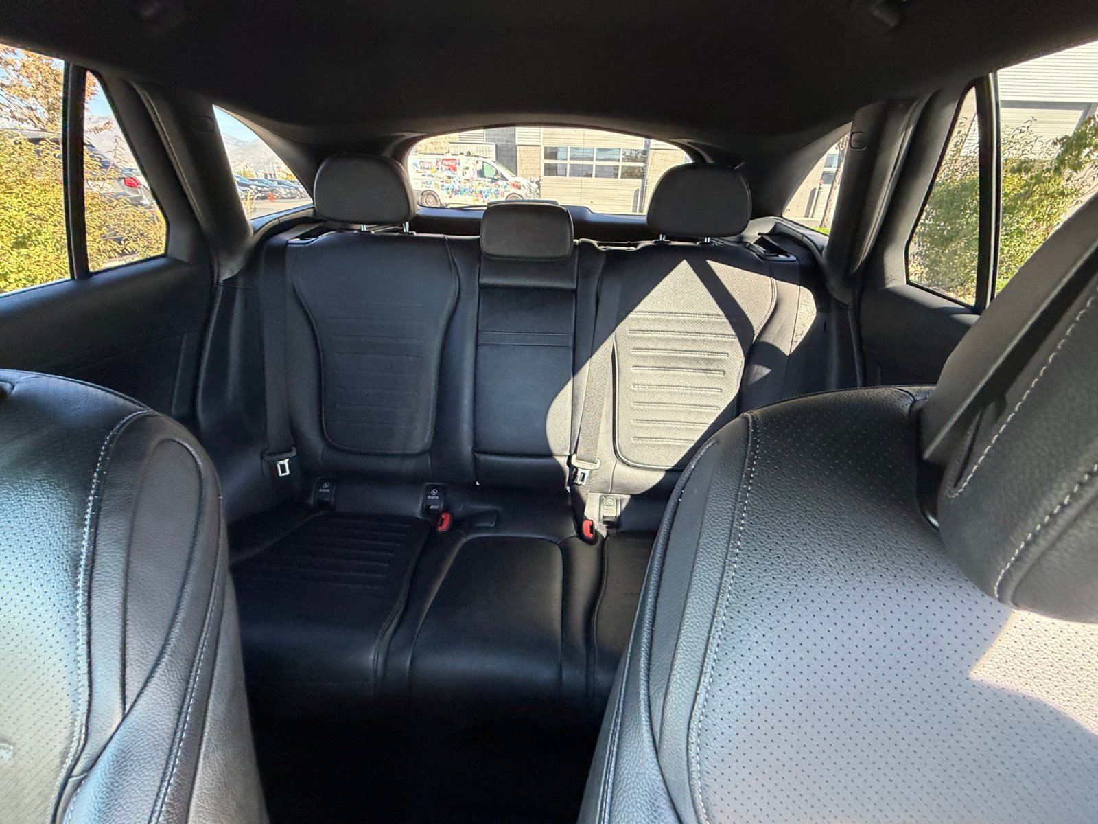 Used 2023 Mercedes-Benz GLC 300 4MATIC image 18