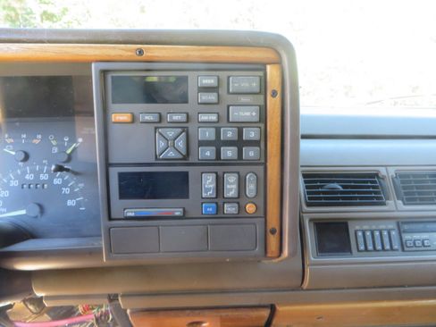 Used 1993 Chevrolet Silverado 3500 2WD Extended Cab image 17