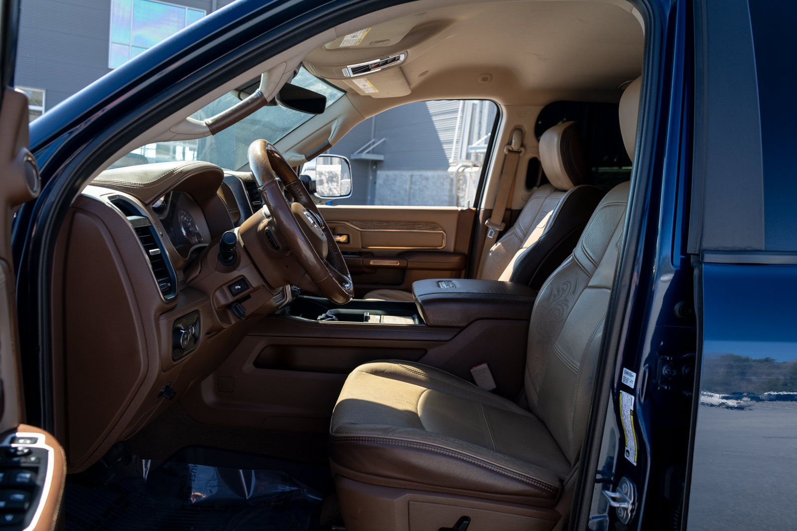Used 2019 RAM 2500 Limited RWD image 18